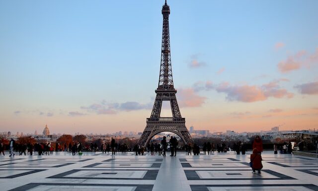 Winslow Travel Club in Paris